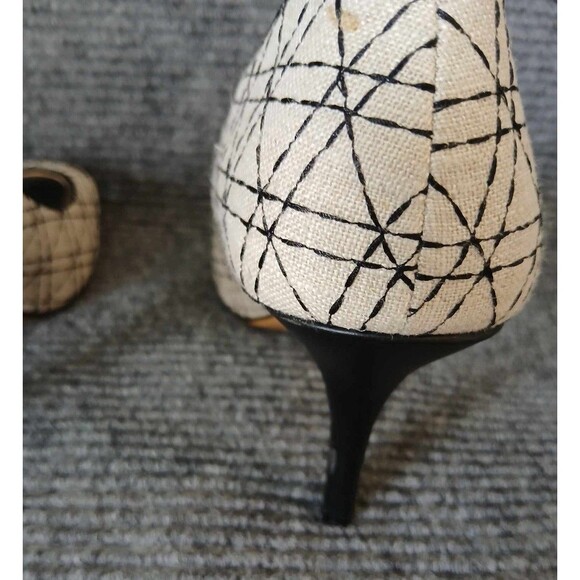 Coach And Four Womens Size 10 Peep Toe Heels Linen Beige And Black 3" Classic - Picture 7 of 10